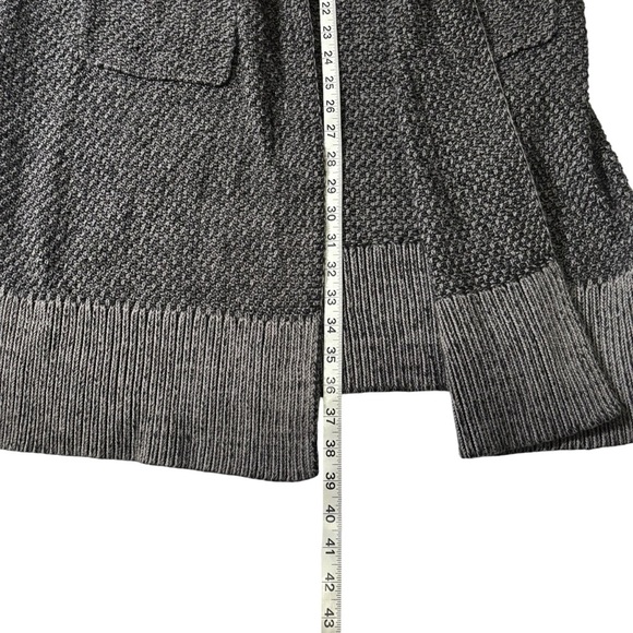 CAbi Lara Duster Knit Cardigan Sweater Size S Gray Open Front Casual Cozy - Picture 12 of 15